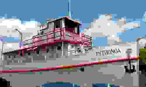 Pythonga ship